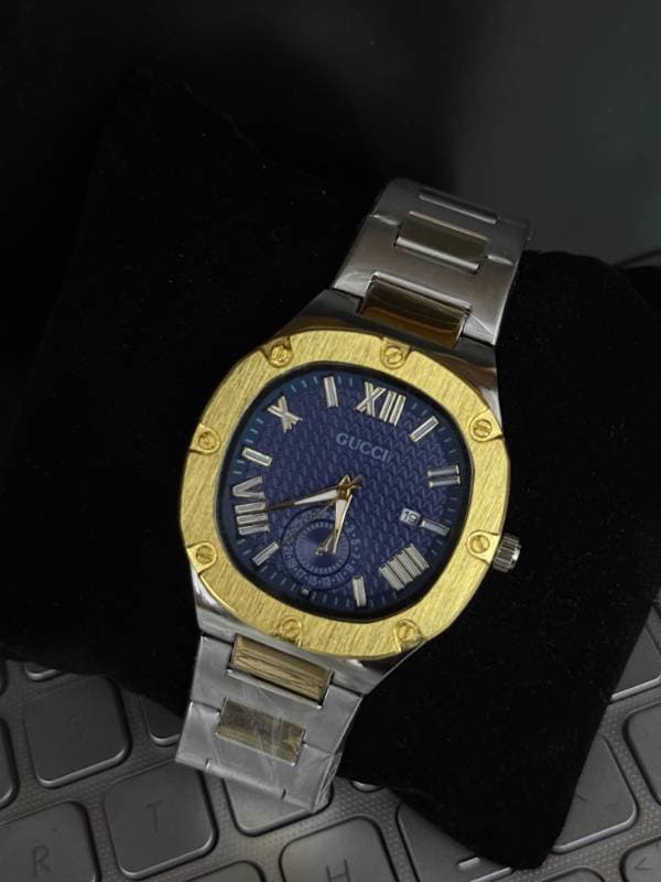 GUCCI WATCH( iston blue color) thumbnail 3