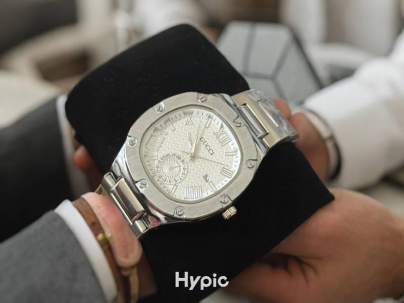 GUCCI WATCH( Full stil white  color)